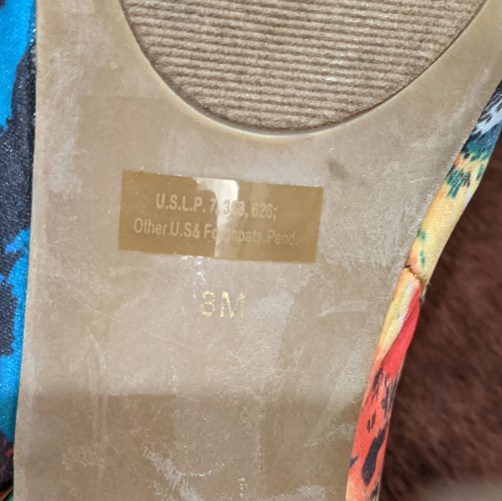 G by Guess Rainbow Floral Heels - Picture 3 of 3